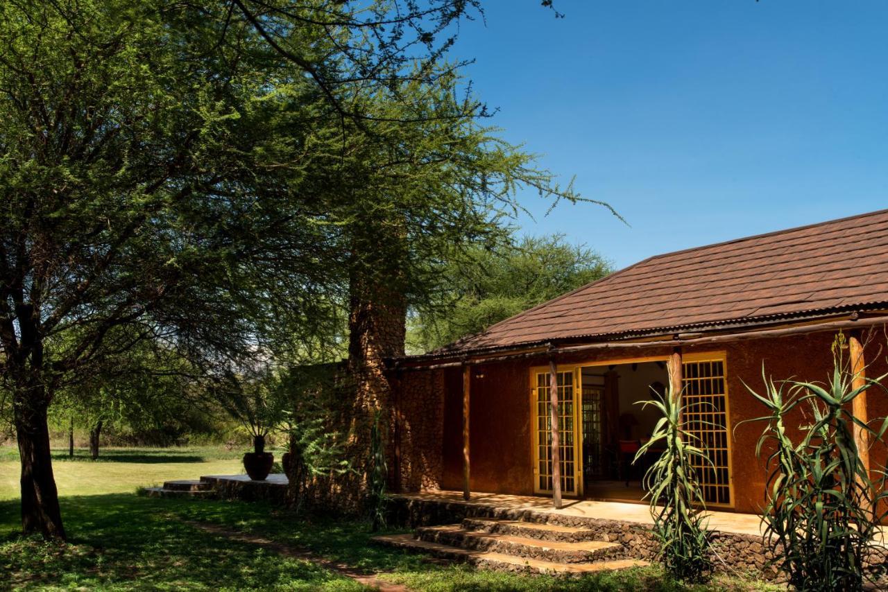 Kili Villa Kilimanjaro Luxury Retreat Аруша Екстериор снимка